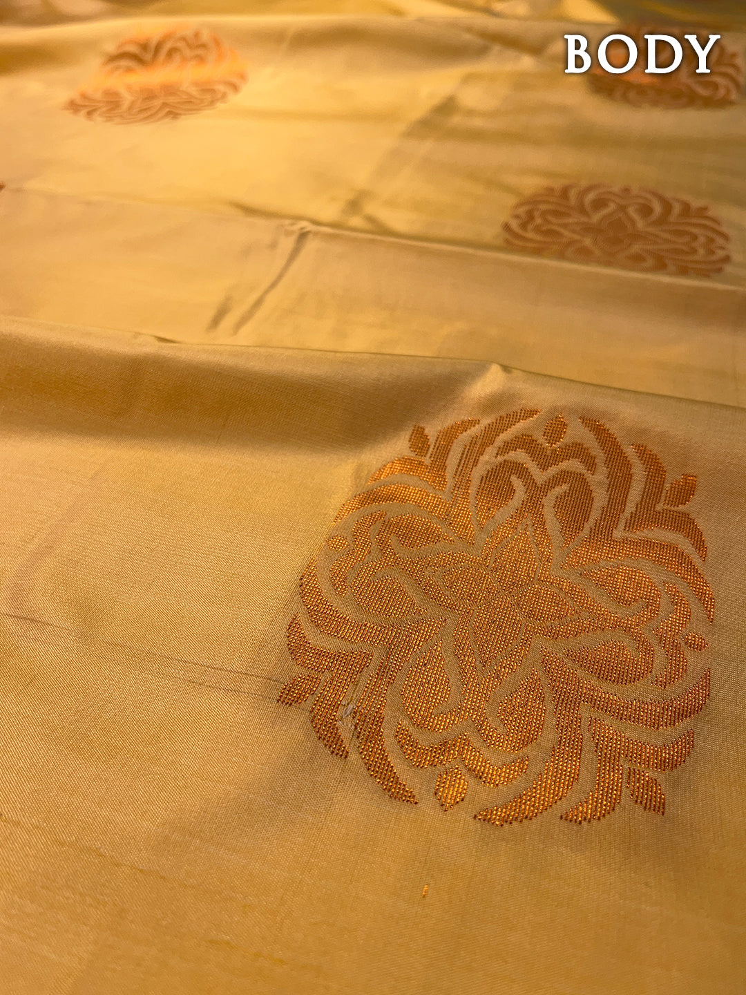 Dual color of sandal and magenta kanchipuram semi soft silk saree