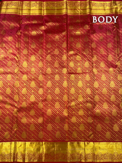 Dual color of red kanchipuram pure silk saree