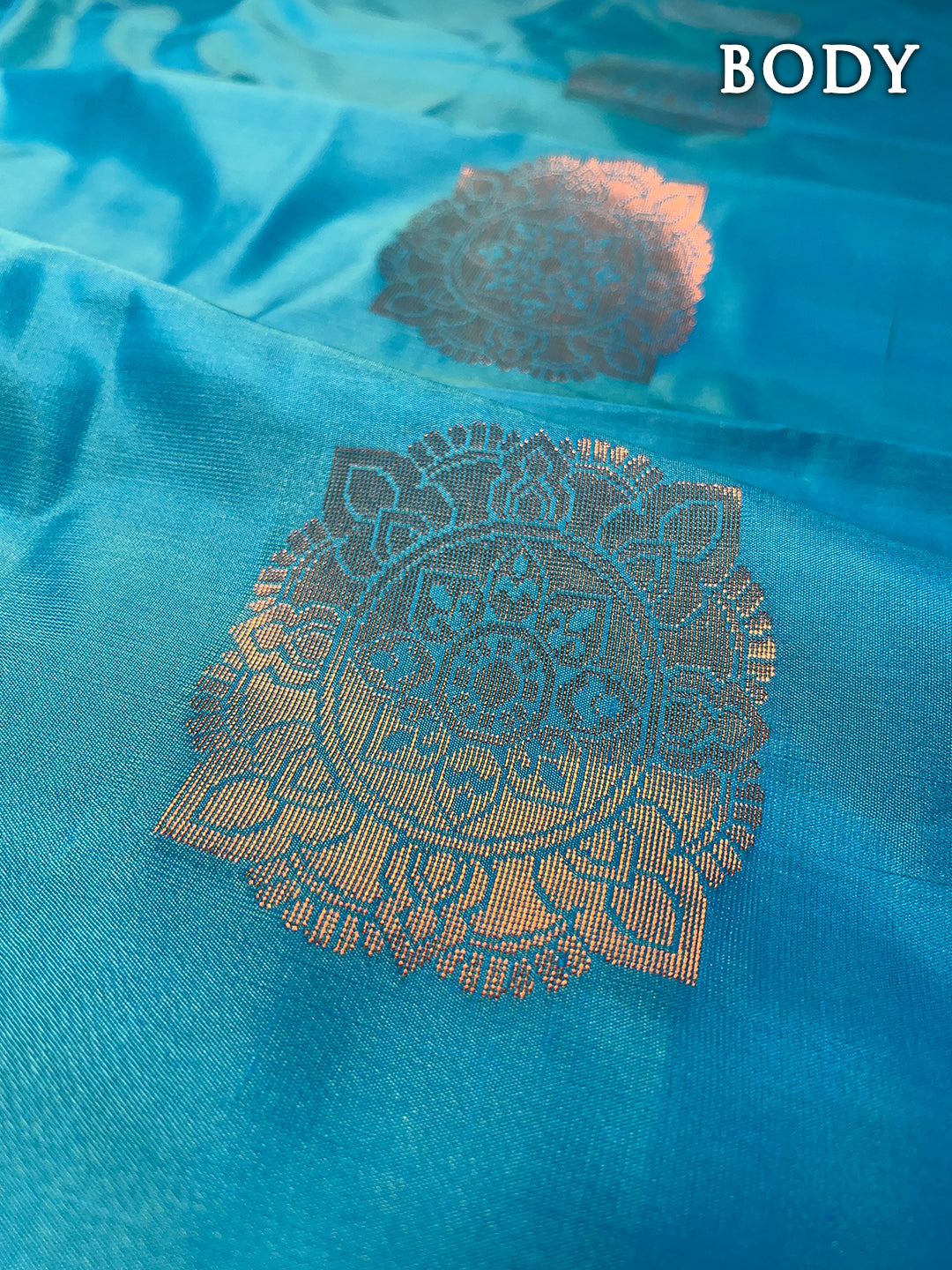 Dual color of blue and violet kanchipuram semi soft silk saree