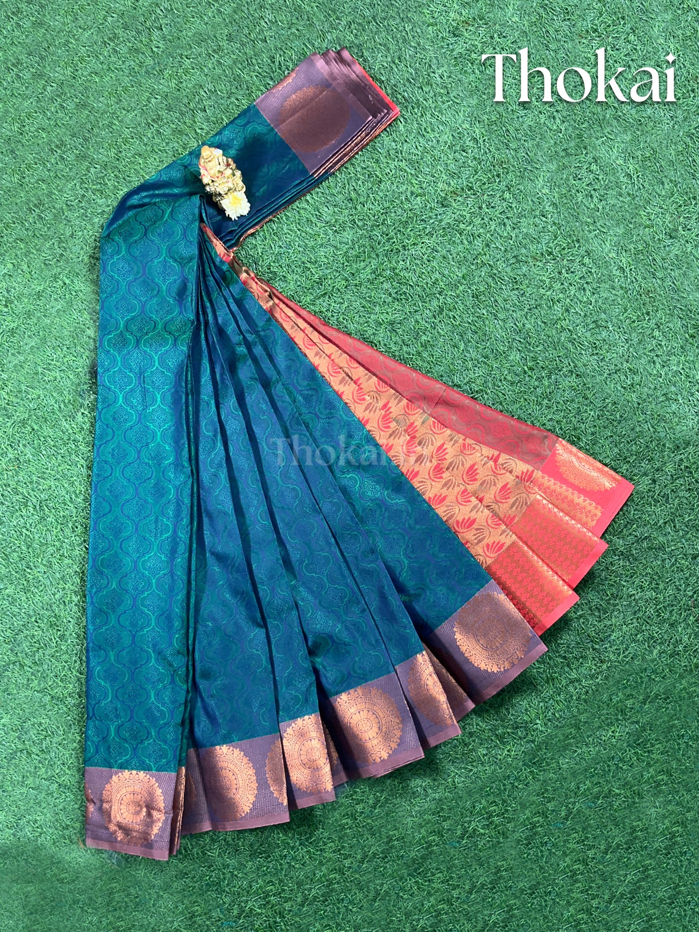 Dual shade of blue and maroon semi silk saree