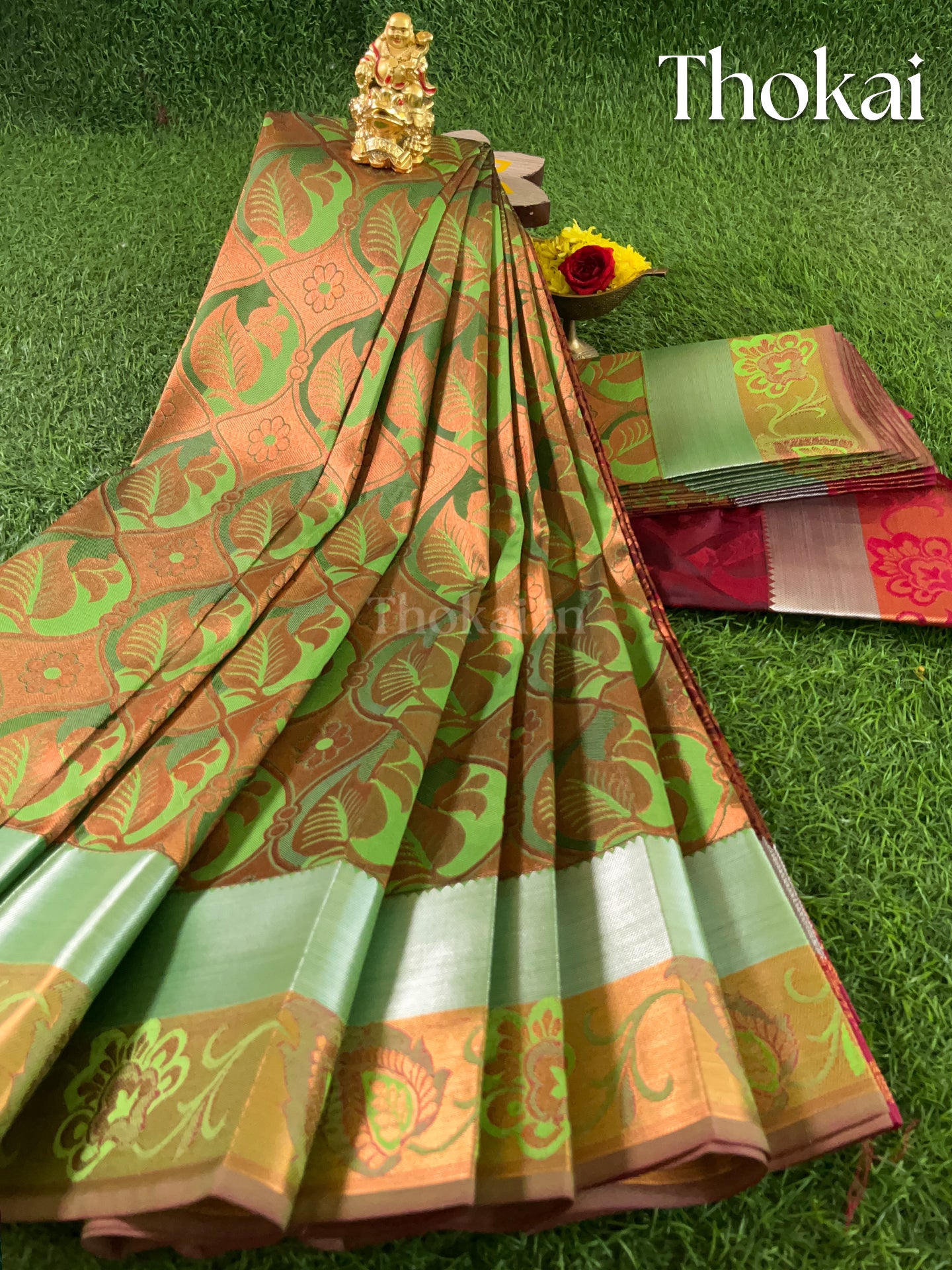 Dual shade of Green and maroon semi silk saree
