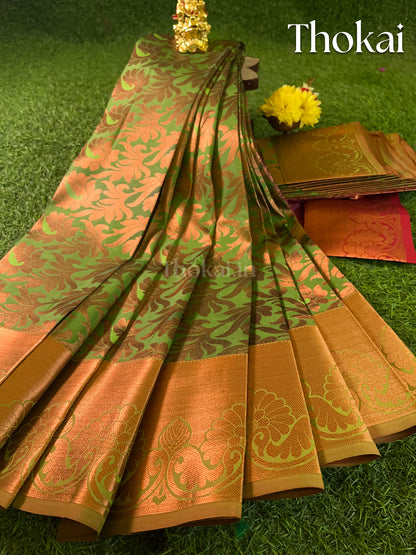 Dual shade of green and maroon semi silk saree
