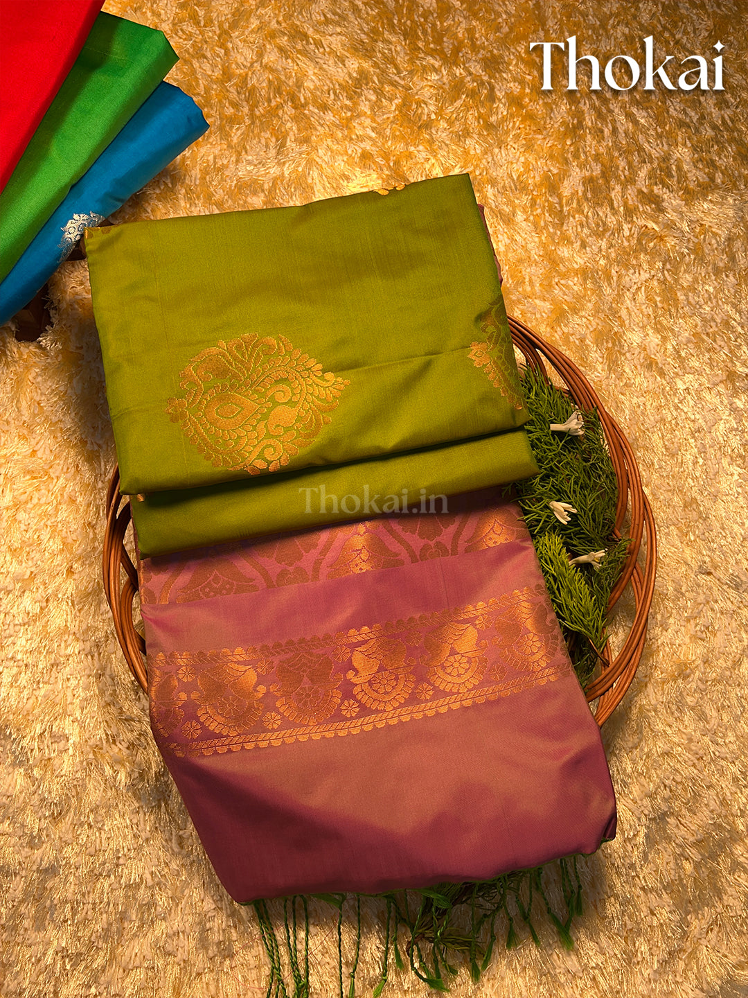 Dual color of green and peach kanchipuram semi soft silk saree