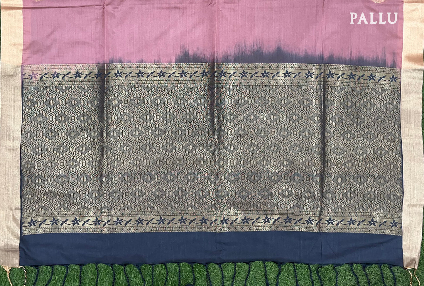 Pasted Pink with Grey Kanchipuram semi soft silk saree