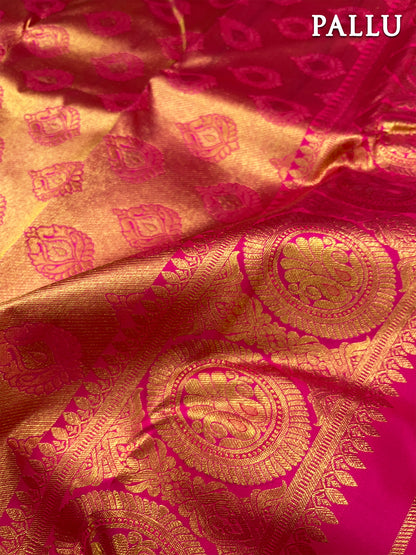 Dual color of light pink kanchipuram pure silk saree