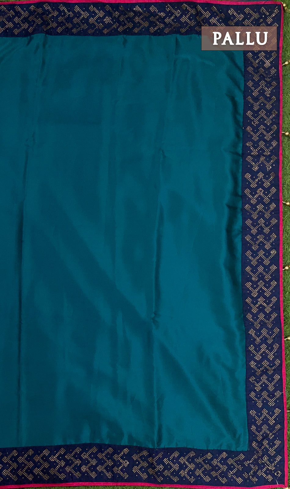 Dual shade of peacock blue satin silk saree